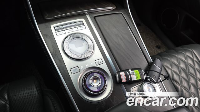Genesis GV80 2020 — photo 12