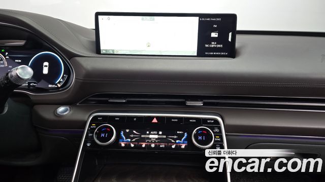 Genesis GV80 2020 — photo 19