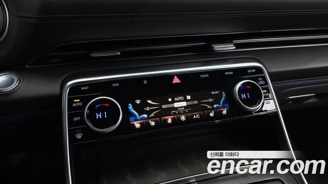 Genesis GV80 2020 — photo 31