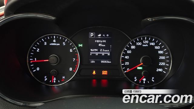 Kia K3 2016 — photo 8