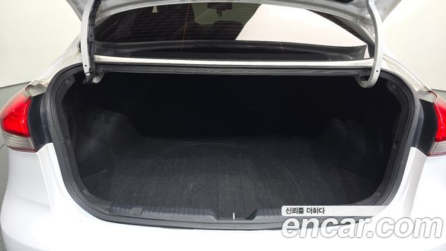 Kia K3 2016 — photo 20