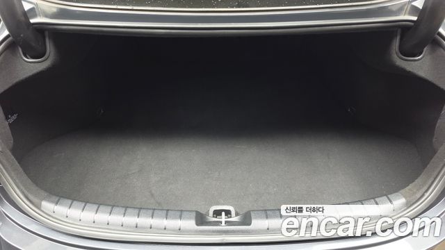 Hyundai Grandeur 2018 — photo 20