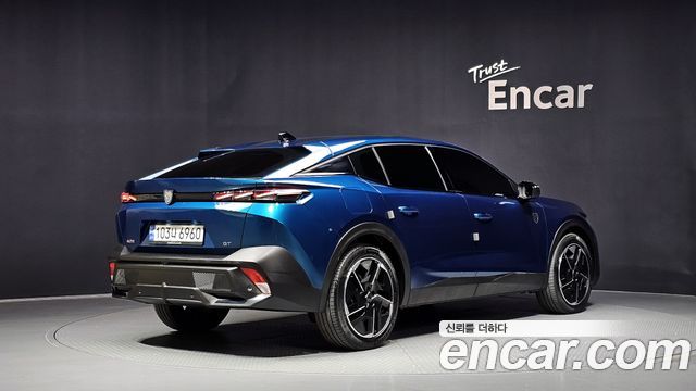Peugeot 408 2023 — photo 2