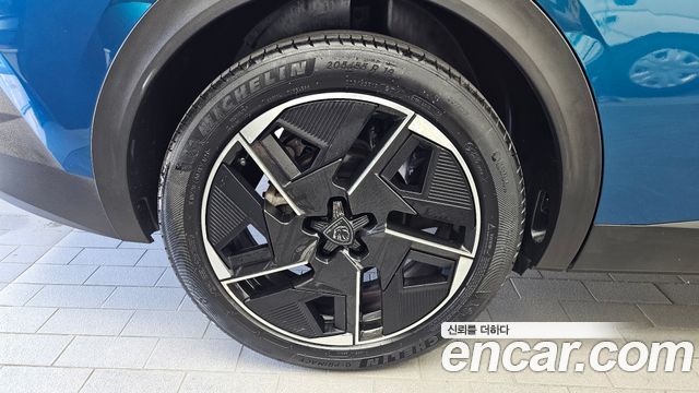 Peugeot 408 2023 — photo 5