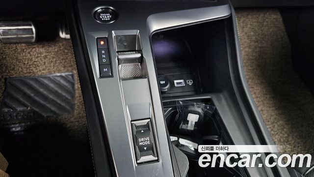 Peugeot 408 2023 — photo 12