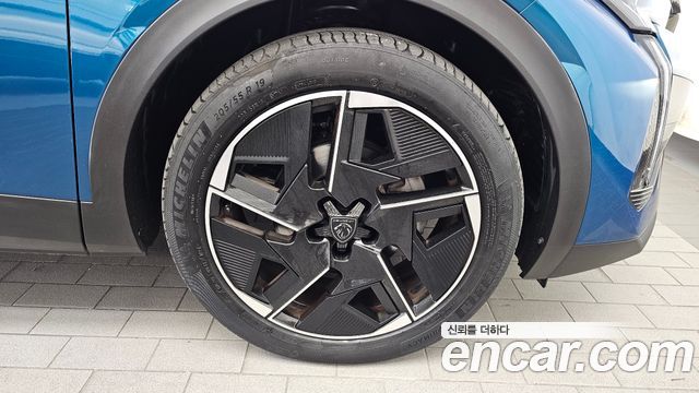 Peugeot 408 2023 — photo 7
