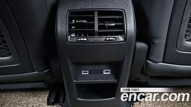 Peugeot 408 2023 — photo 28