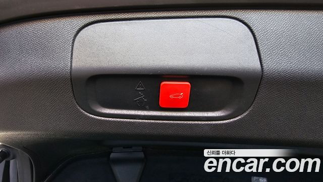 Peugeot 408 2023 — photo 35