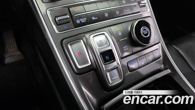 Hyundai Santafe 2022 — photo 12