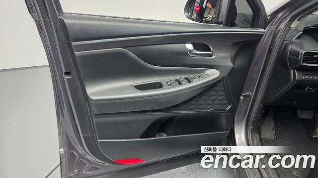 Hyundai Santafe 2022 — photo 14