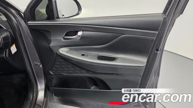 Hyundai Santafe 2022 — photo 15