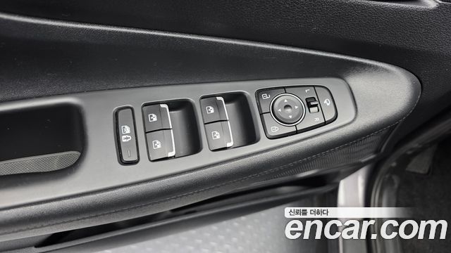 Hyundai Santafe 2022 — photo 29