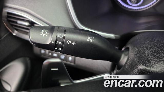 Hyundai Santafe 2022 — photo 30