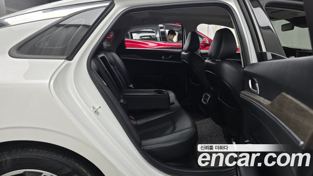 Kia K5 2020 — photo 12