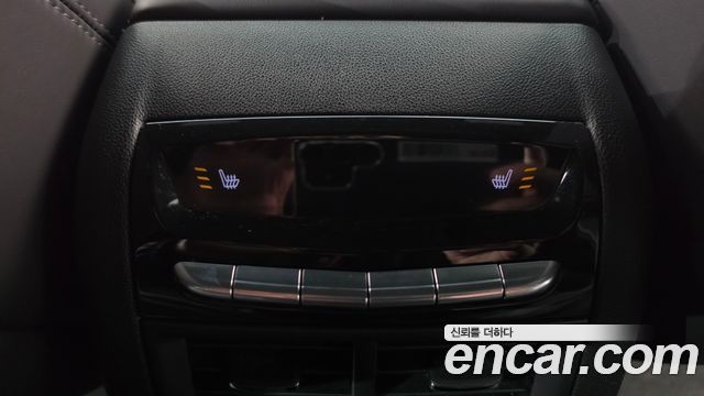 Cadillac XT5 2021 — photo 30