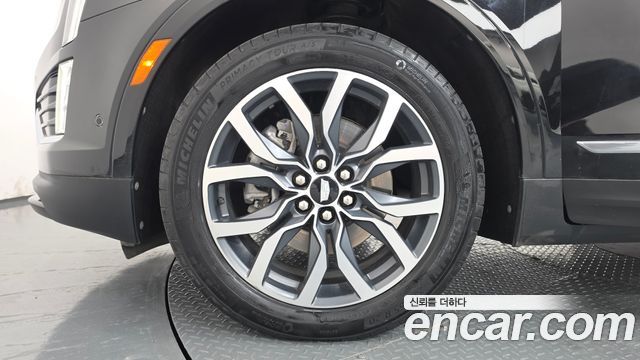 Cadillac XT5 2021 — photo 33