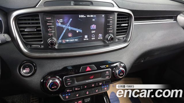 Kia Sorento 2019 — photo 14