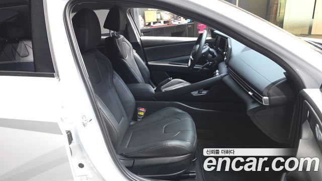Hyundai AVANTE 2024 — photo 17