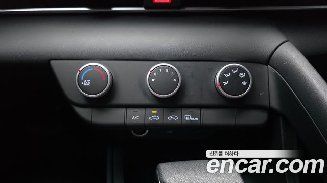 Hyundai AVANTE 2024 — photo 21