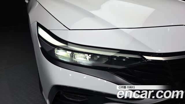 Hyundai AVANTE 2024 — photo 8