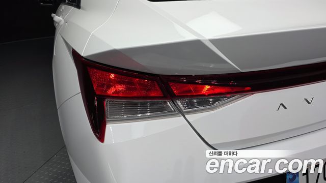 Hyundai AVANTE 2024 — photo 9