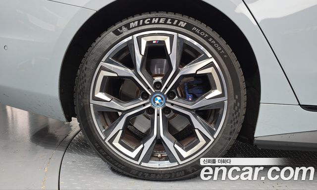 BMW i4 2024 — photo 5