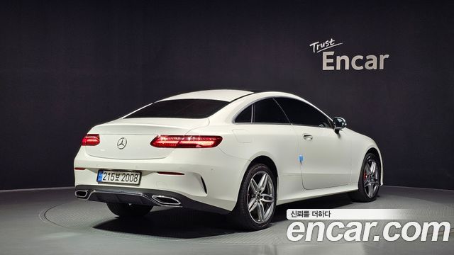 Mercedes-Benz E-Class 2019 — photo 2