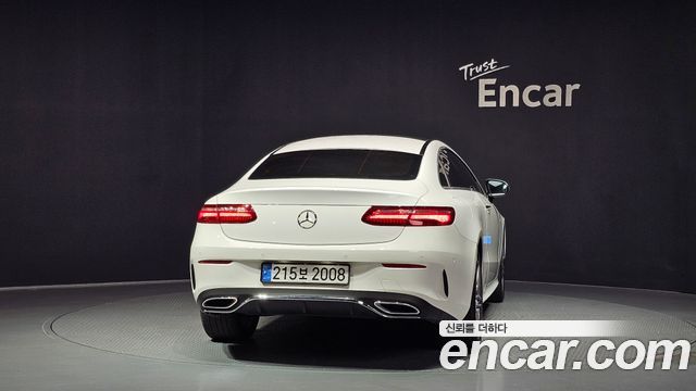 Mercedes-Benz E-Class 2019 — photo 4