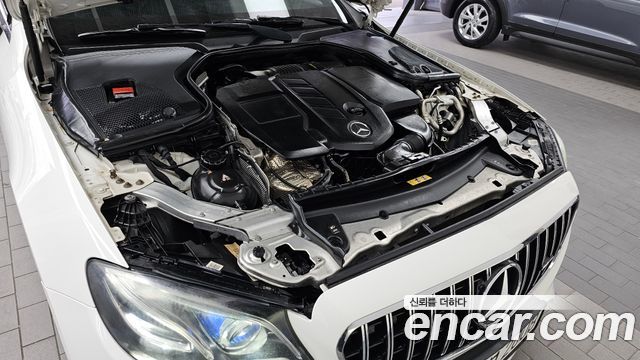 Mercedes-Benz E-Class 2019 — photo 6