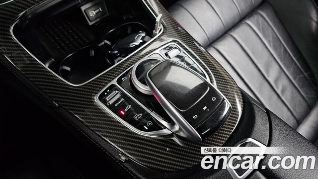 Mercedes-Benz E-Class 2019 — photo 9