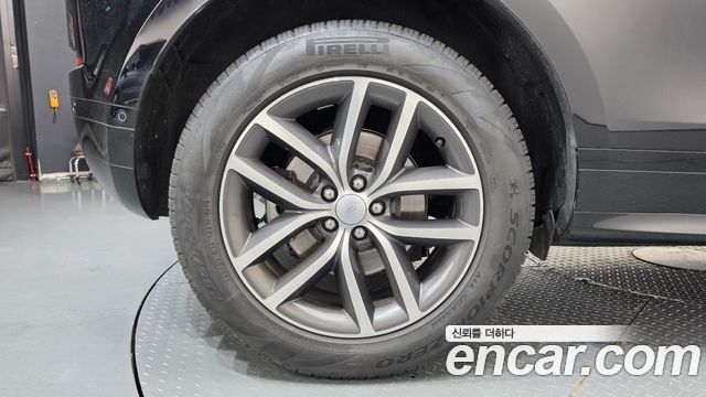 Land Rover Range Rover Evoque 2025 — photo 5
