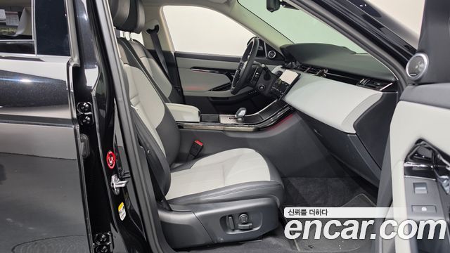 Land Rover Range Rover Evoque 2025 — photo 11