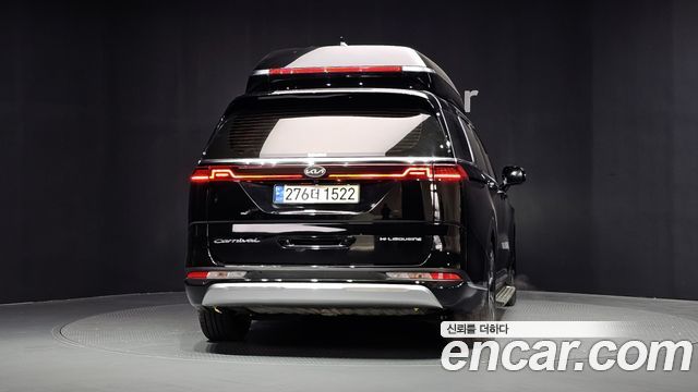 Kia Canival 2021 — photo 4