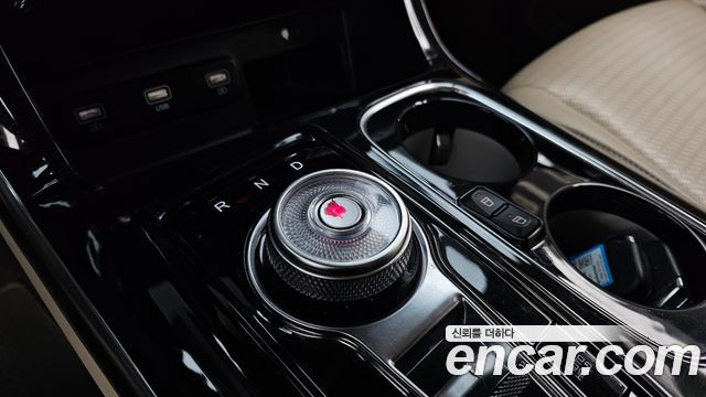 Kia Canival 2021 — photo 9