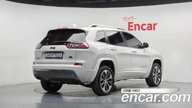 Jeep Cherokee 2019 — photo 2