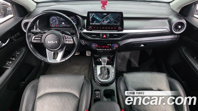 Kia K3 2023 — photo 10