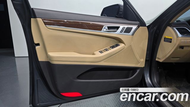 Genesis G80 2019 — photo 14