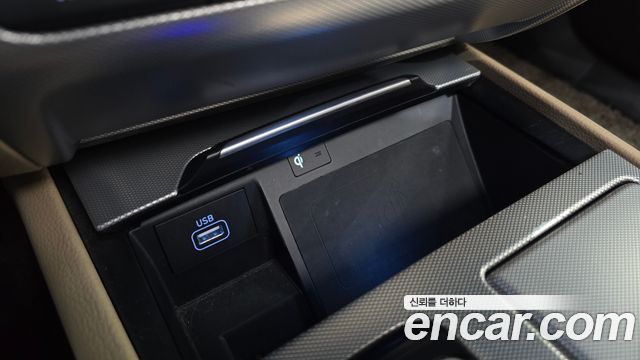 Genesis G80 2019 — photo 32