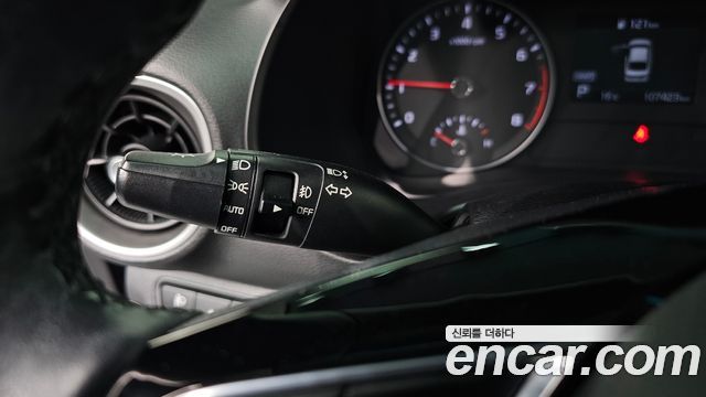 Kia K3 2019 — photo 22
