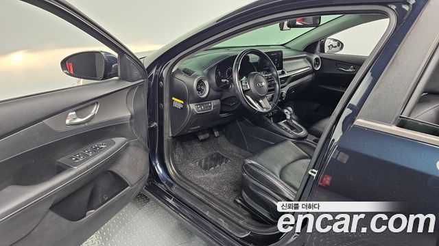 Kia K3 2019 — photo 16
