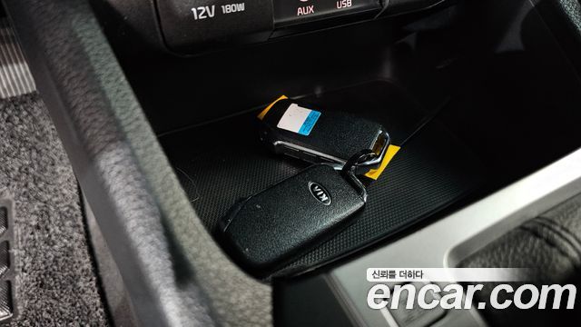 Kia K3 2019 — photo 27