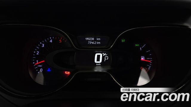 Renault Korea QM3 2019 — photo 11