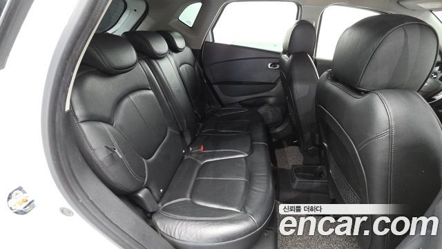 Renault Korea QM3 2019 — photo 17