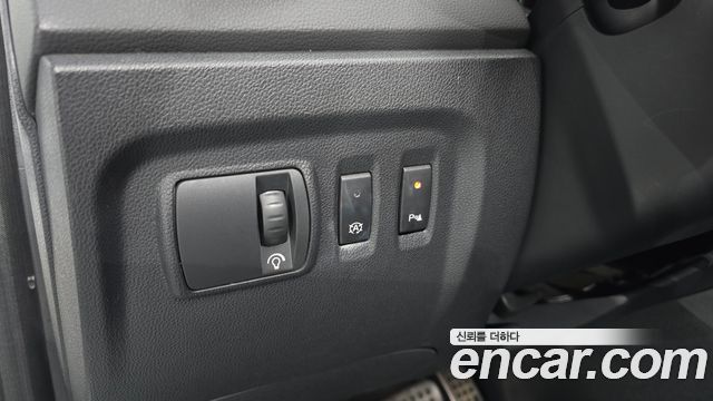 Renault Korea QM3 2019 — photo 25