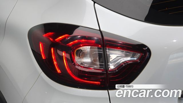 Renault Korea QM3 2019 — photo 9