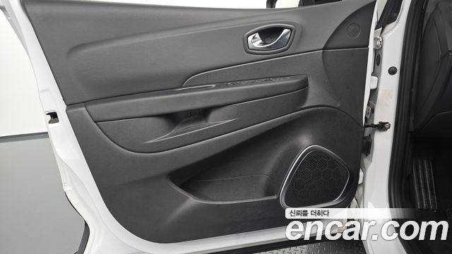 Renault Korea QM3 2019 — photo 14
