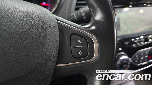 Renault Korea QM3 2019 — photo 29