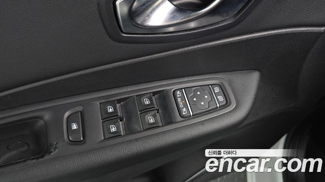 Renault Korea QM3 2019 — photo 30