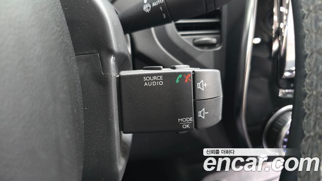 Renault Korea QM3 2019 — photo 31