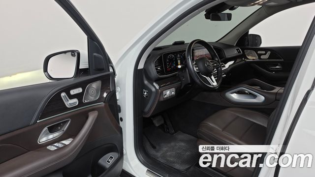 Mercedes-Benz GLE-Class 2022 — photo 10